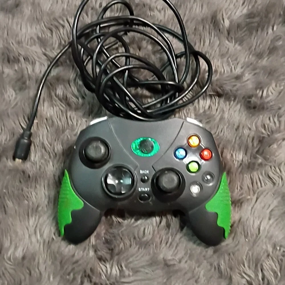 Pelican PL-2026 Wired Controller for Microsoft Xbox, Black/Green, Ergonomic